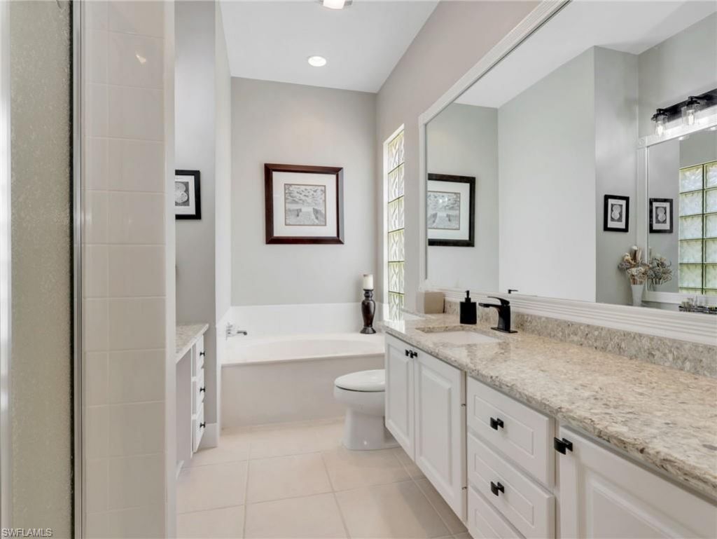 5284 Hawkesbury Way, Naples, FL 34119 Photo