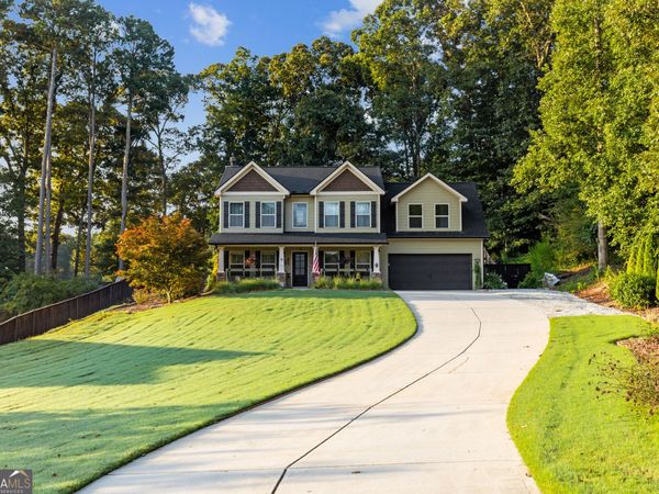 541 Greenridge Lane, Loganville, GA 30052