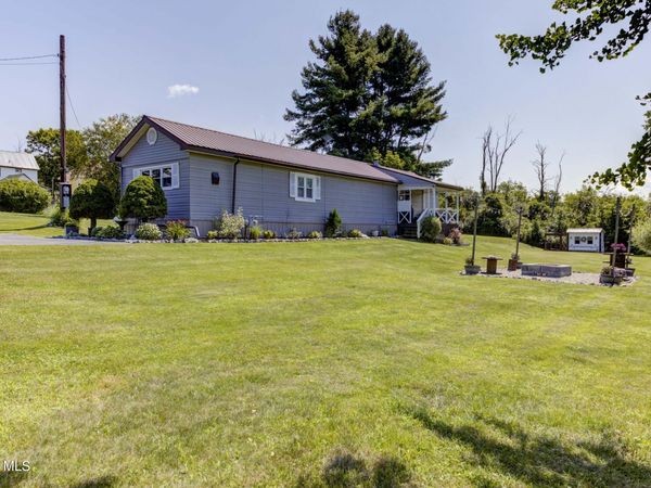 9 Enoch Street, Nelliston, NY 13428