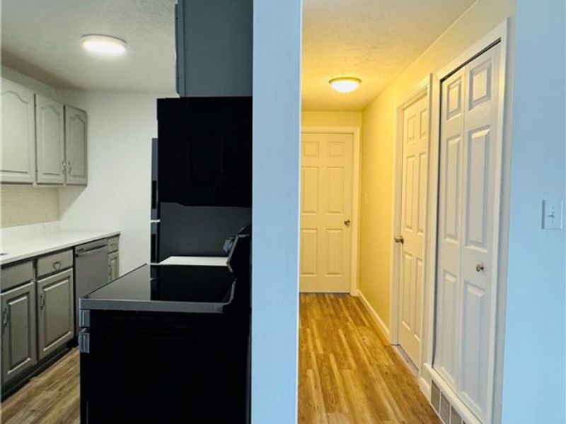 9911 Sunrise Boulevard, Unit Q10, North Royalton, OH 44133 Photo 3