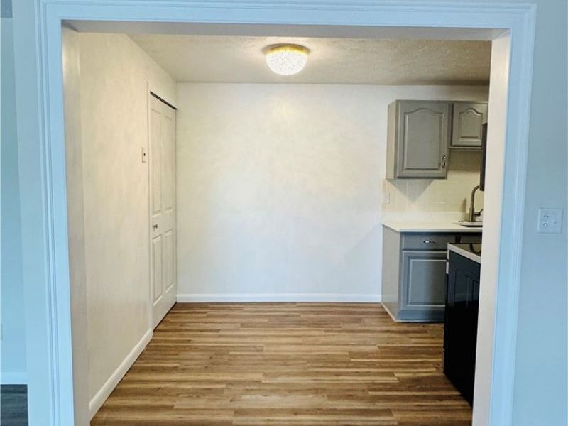 9911 Sunrise Boulevard, Unit Q10, North Royalton, OH 44133 Photo 5