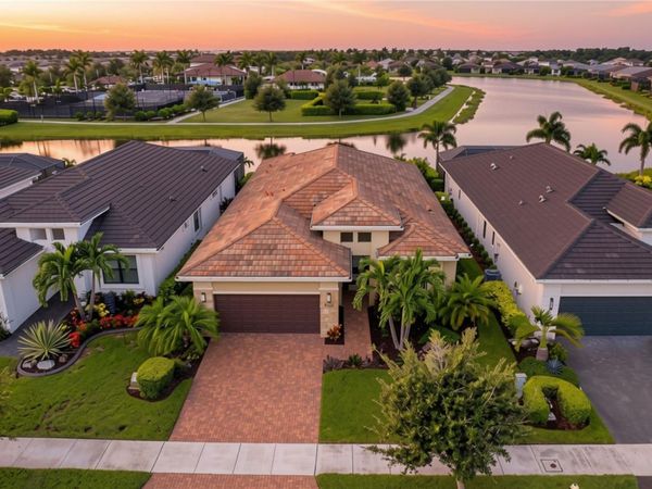 4925 SURFSIDE CIRCLE , BRADENTON, FL 34211