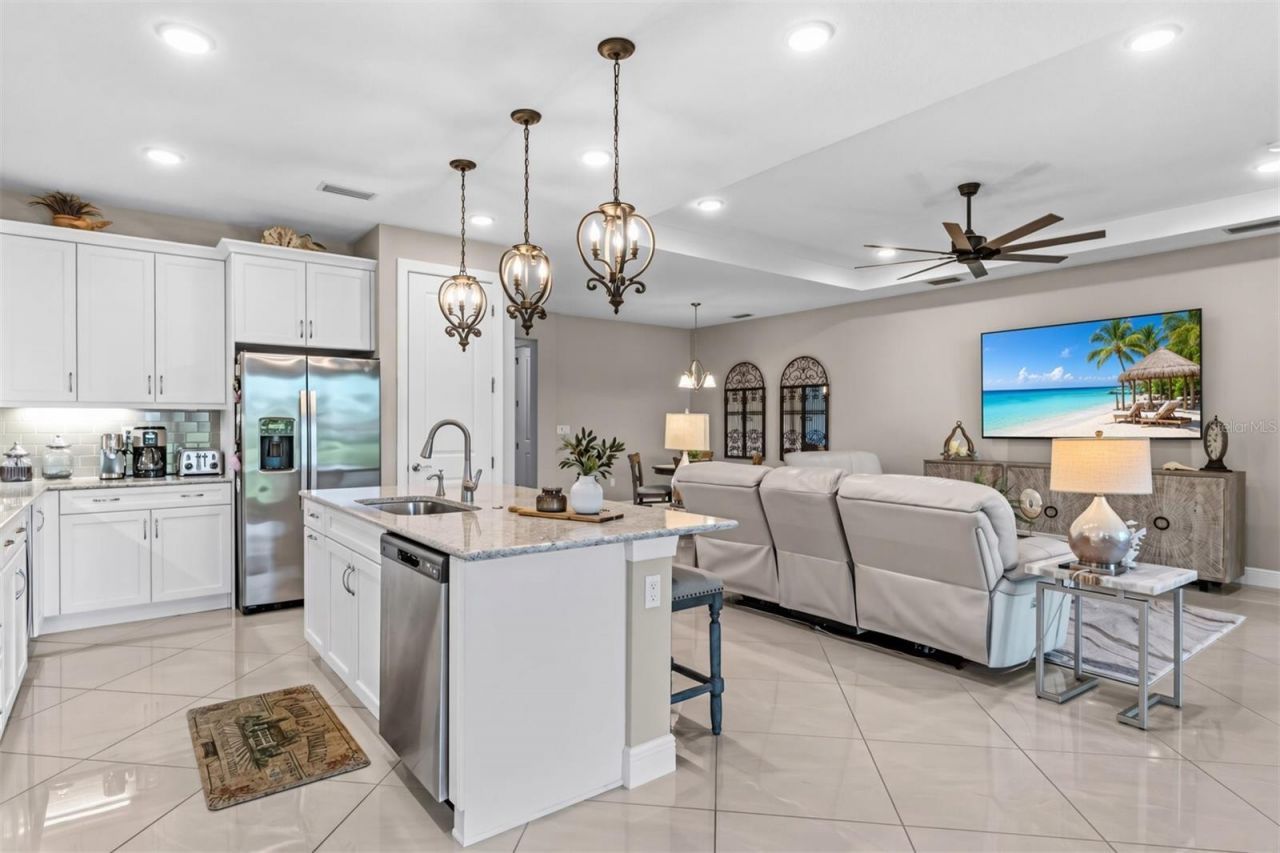 4925 Surfside Circle, Bradenton, FL 34211 Photo