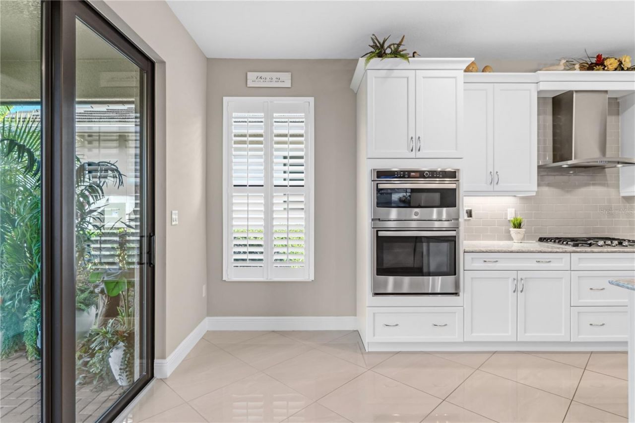 4925 Surfside Circle, Bradenton, FL 34211 Photo