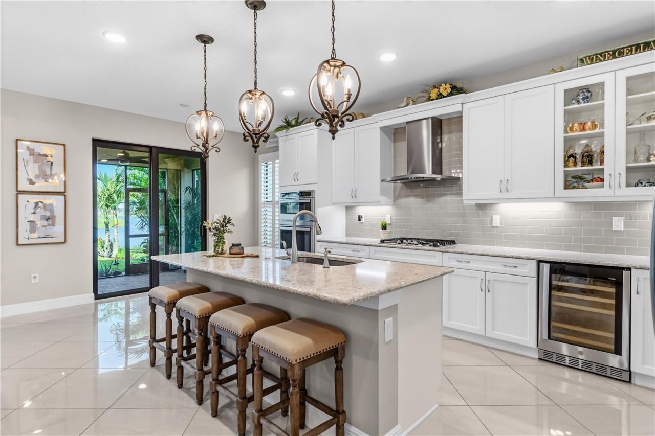 4925 Surfside Circle, Bradenton, FL 34211 Photo