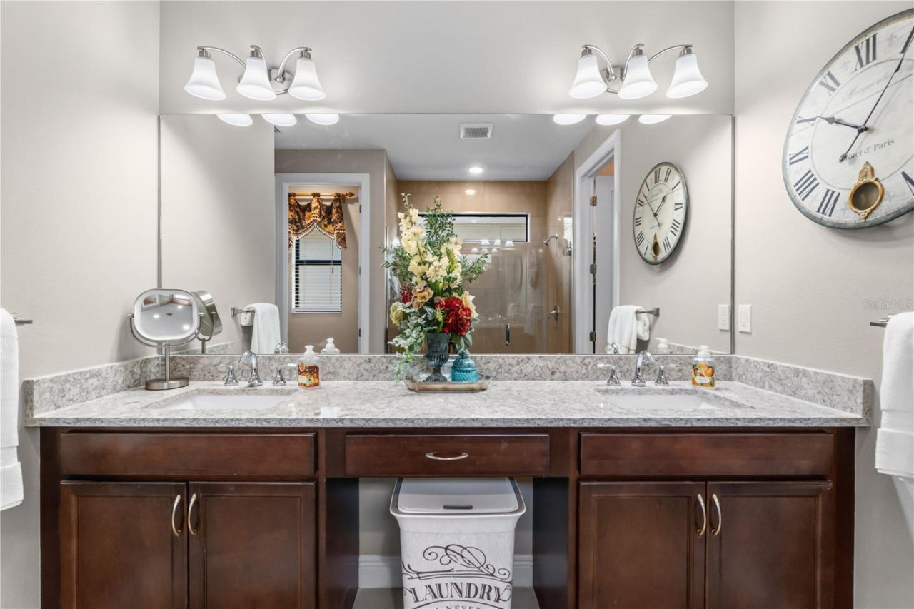 4925 Surfside Circle, Bradenton, FL 34211 Photo