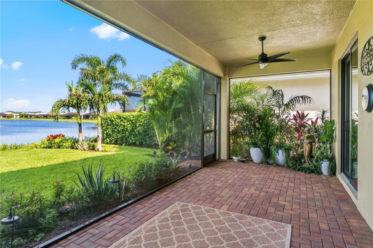 4925 Surfside Circle, Bradenton, FL 34211 Photo