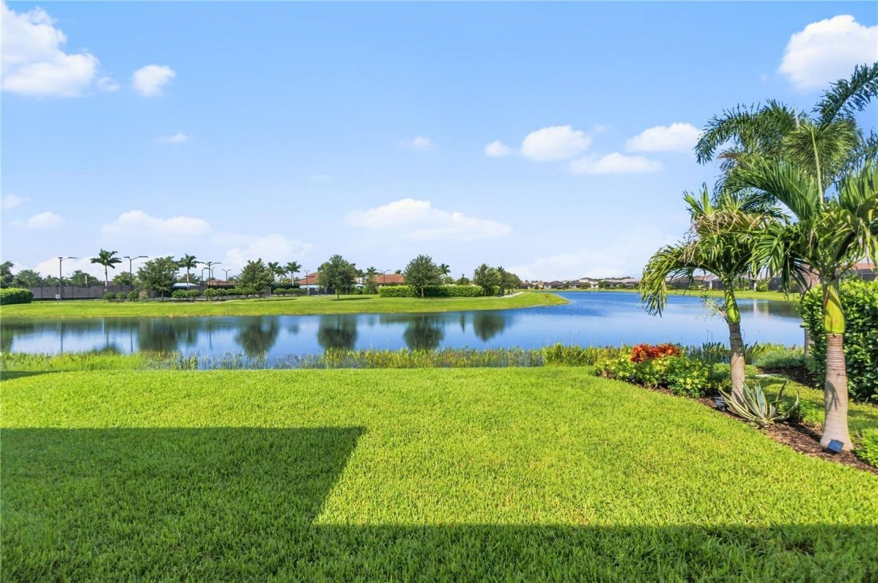 4925 Surfside Circle, Bradenton, FL 34211 Photo
