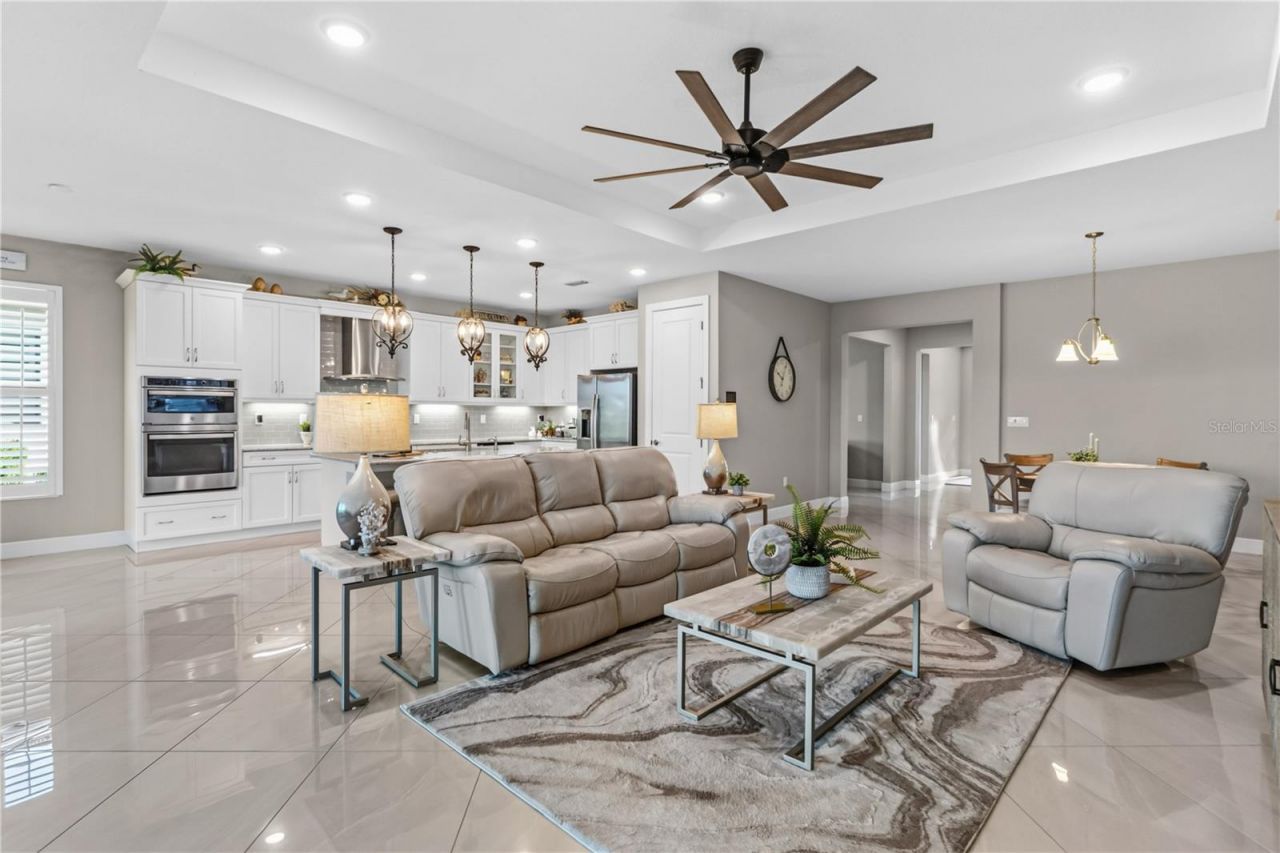 4925 Surfside Circle, Bradenton, FL 34211 Photo