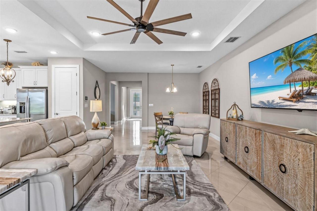 4925 Surfside Circle, Bradenton, FL 34211 Photo