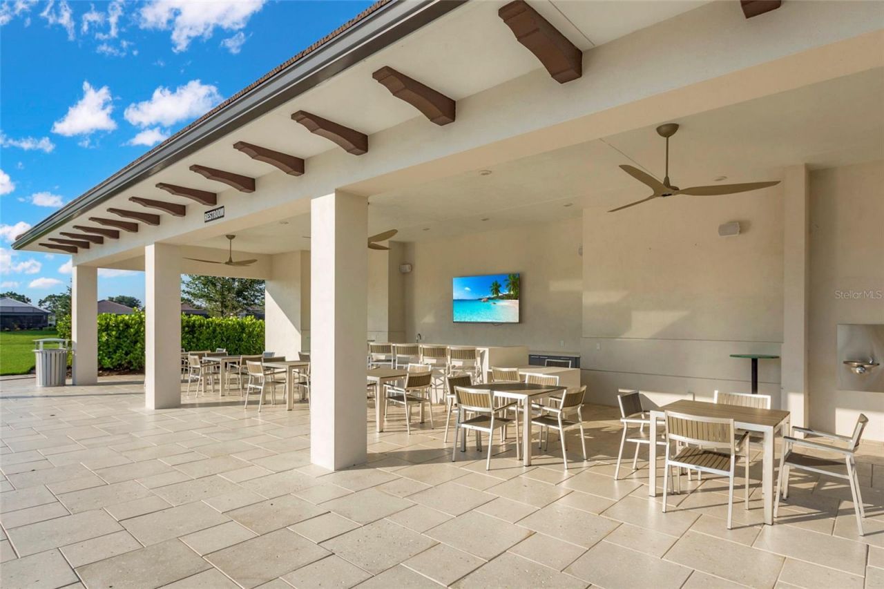 4925 Surfside Circle, Bradenton, FL 34211 Photo