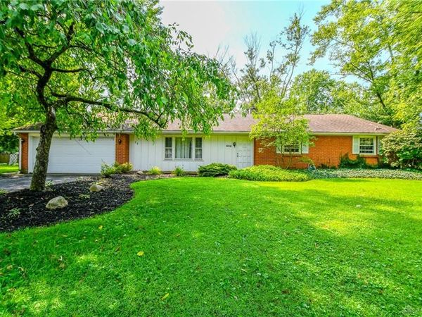 536 Brandwynne Court, Centerville, OH 45459