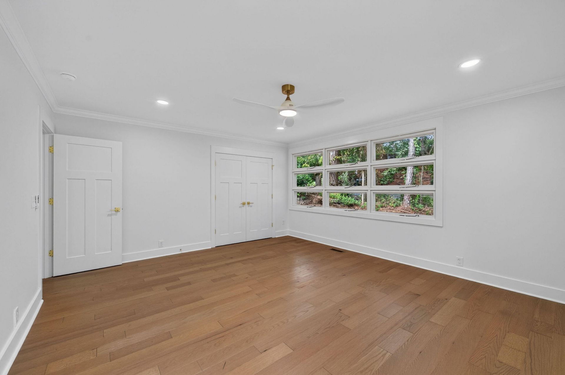 951 Hillsboro Road Photo 14