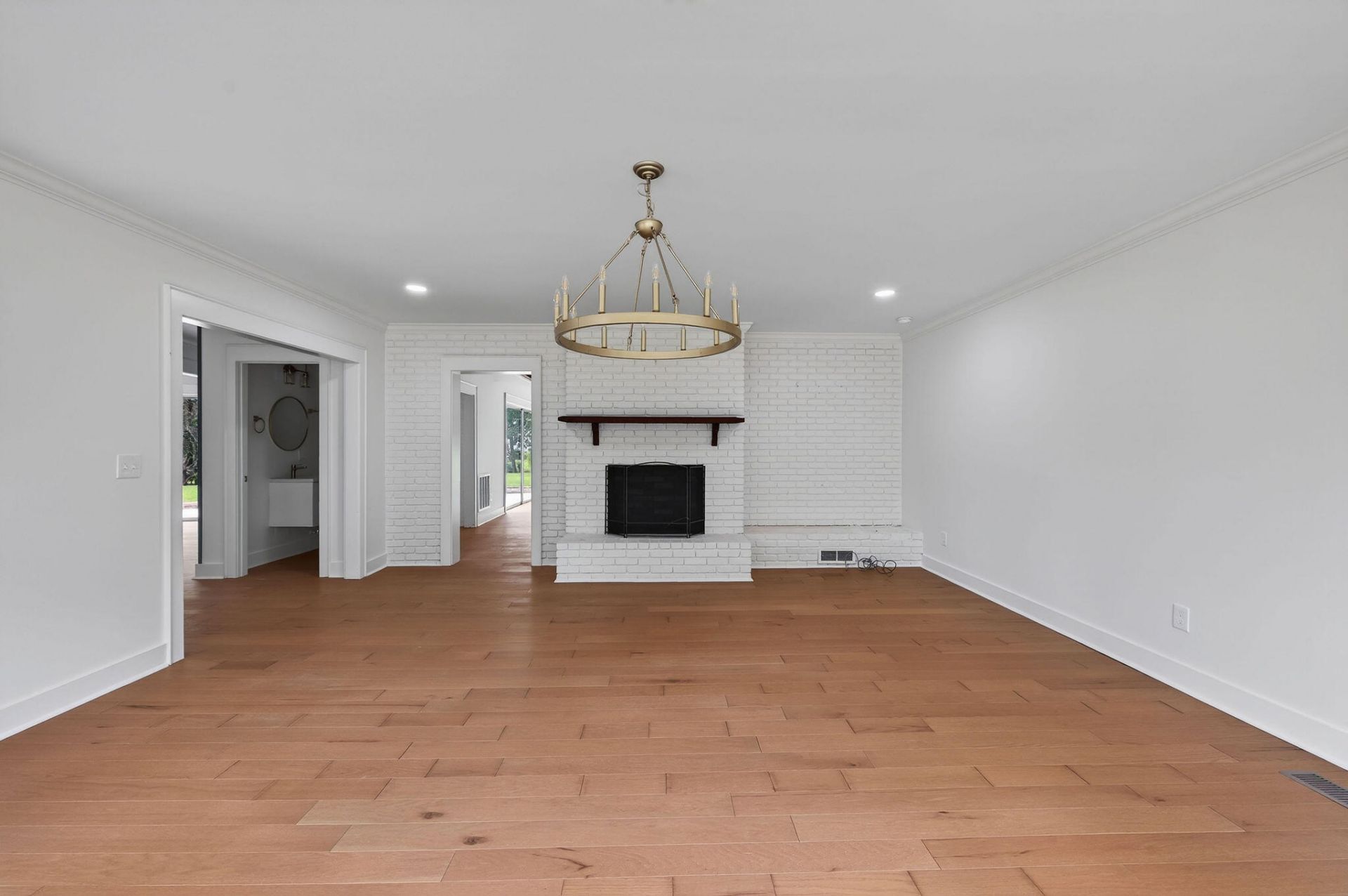 951 Hillsboro Road Photo 17