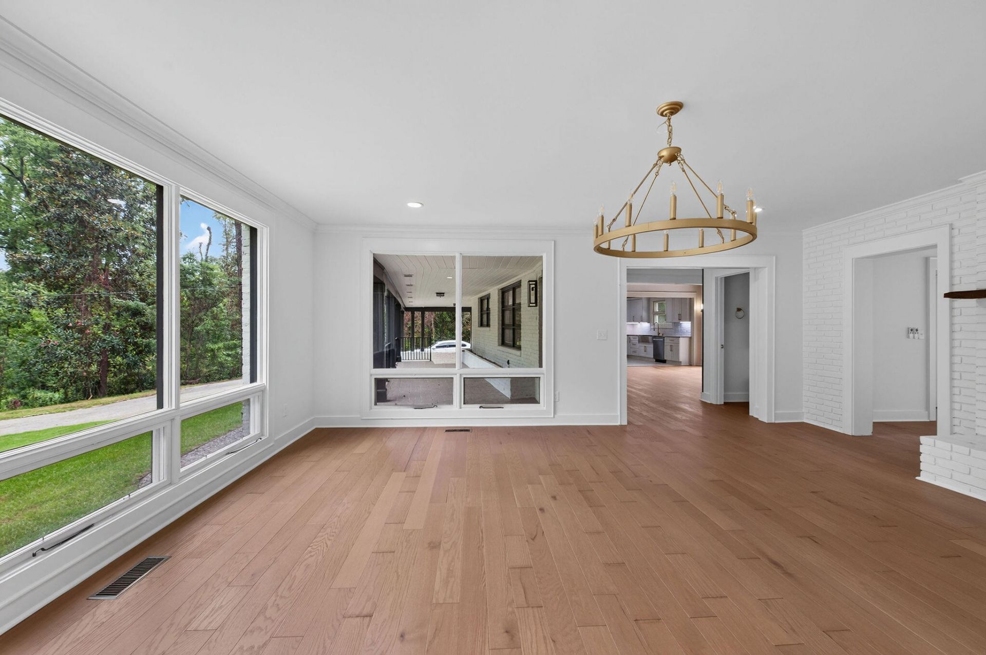 951 Hillsboro Road Photo 18