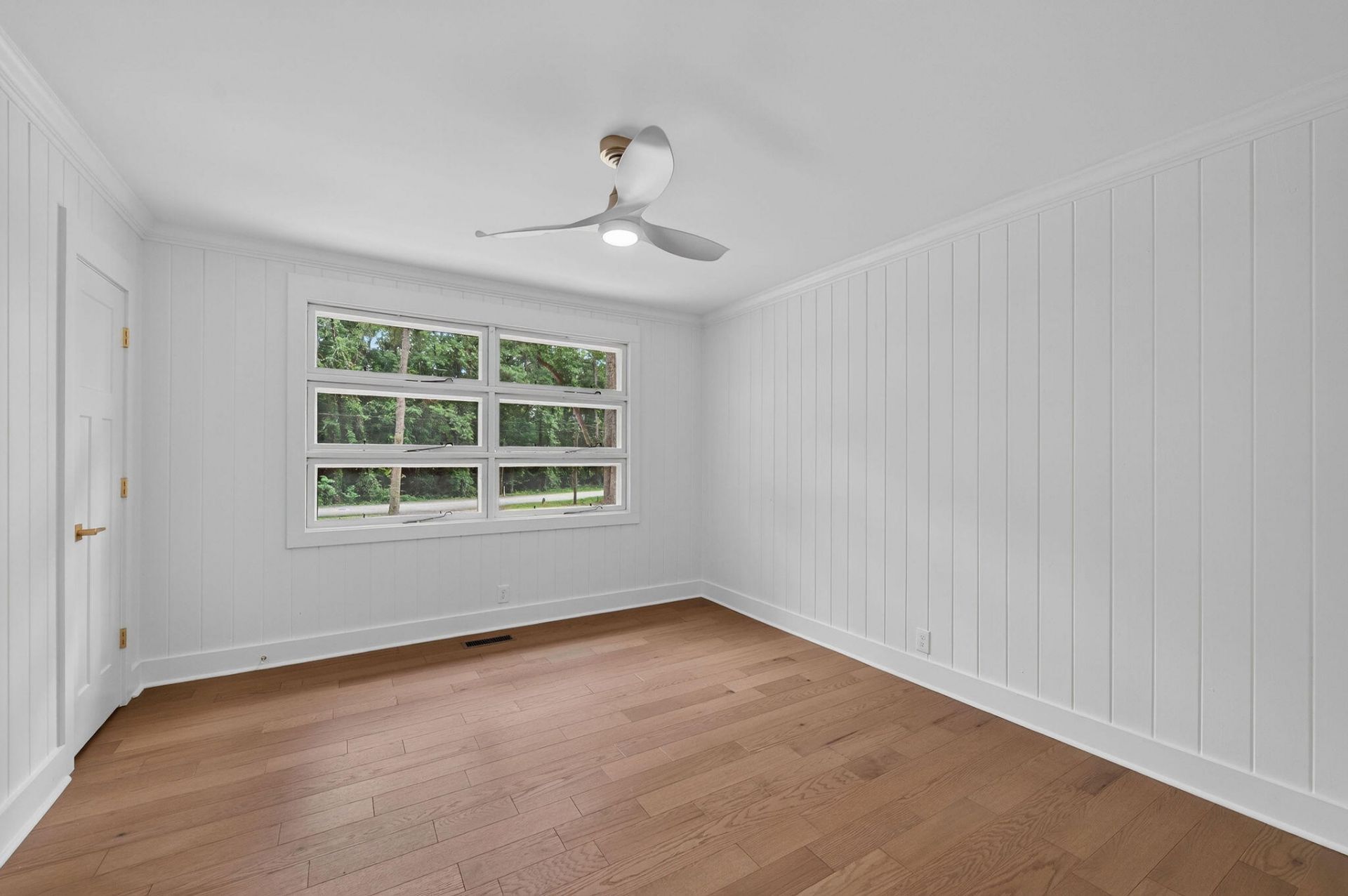951 Hillsboro Road Photo 26