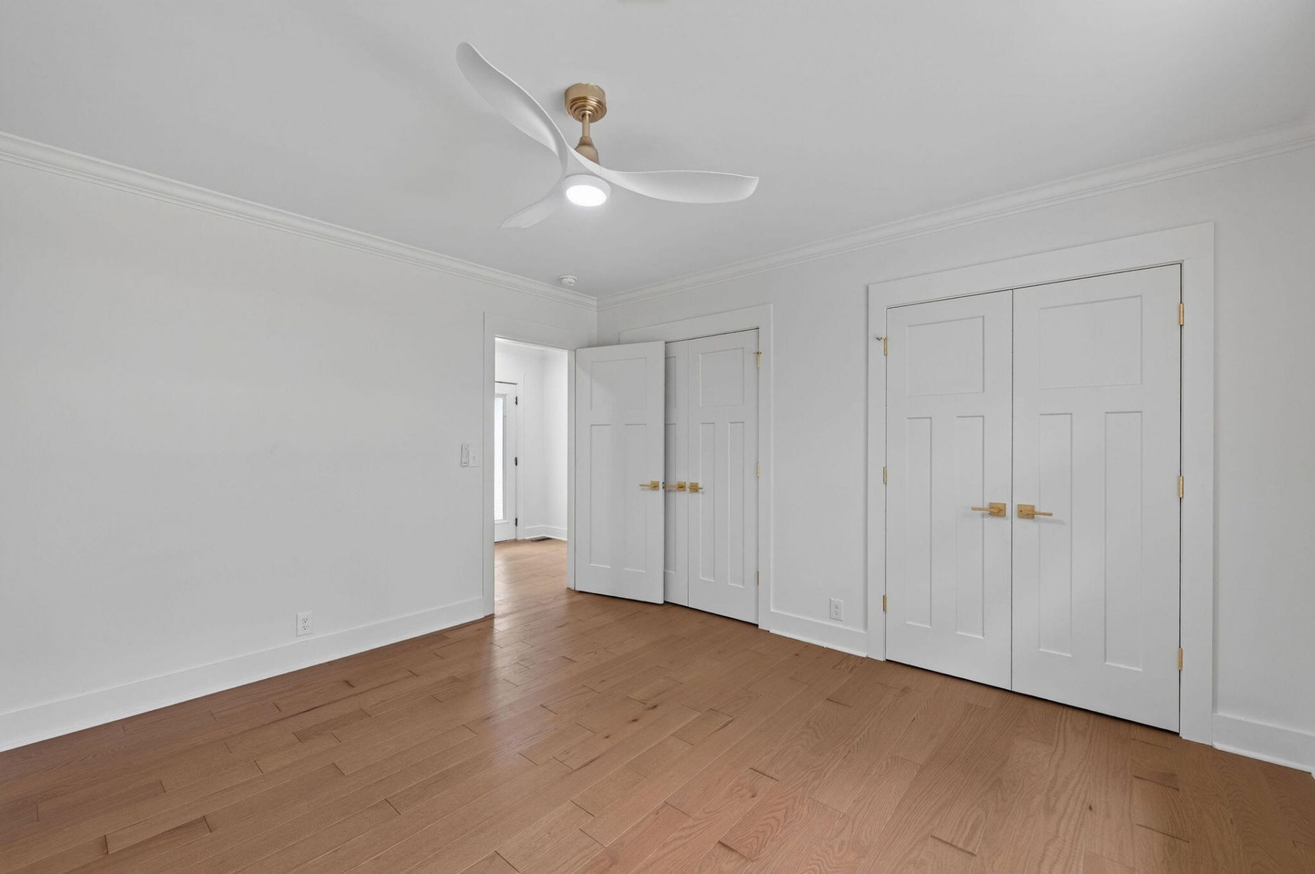 951 Hillsboro Road Photo 35