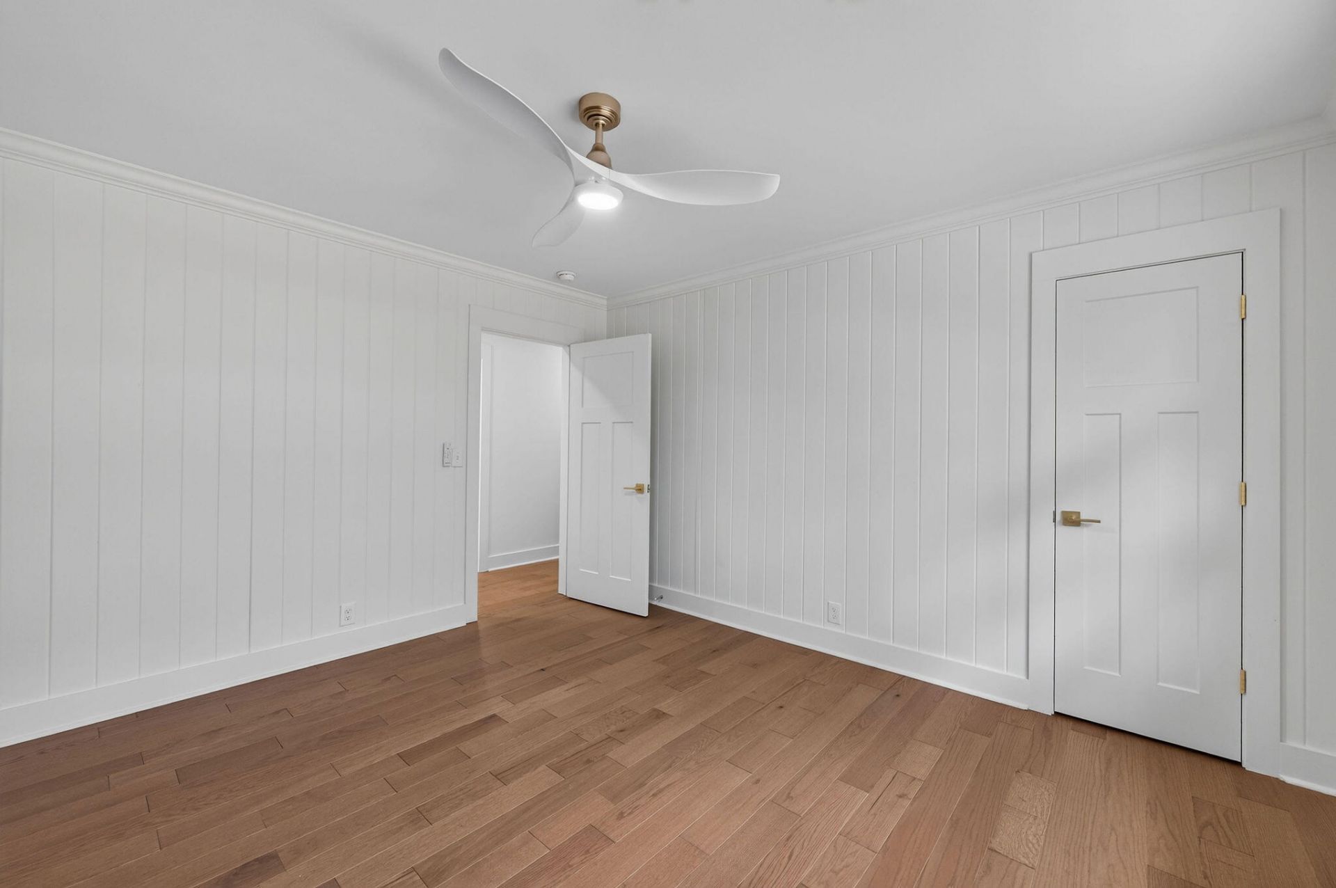 951 Hillsboro Road Photo 36