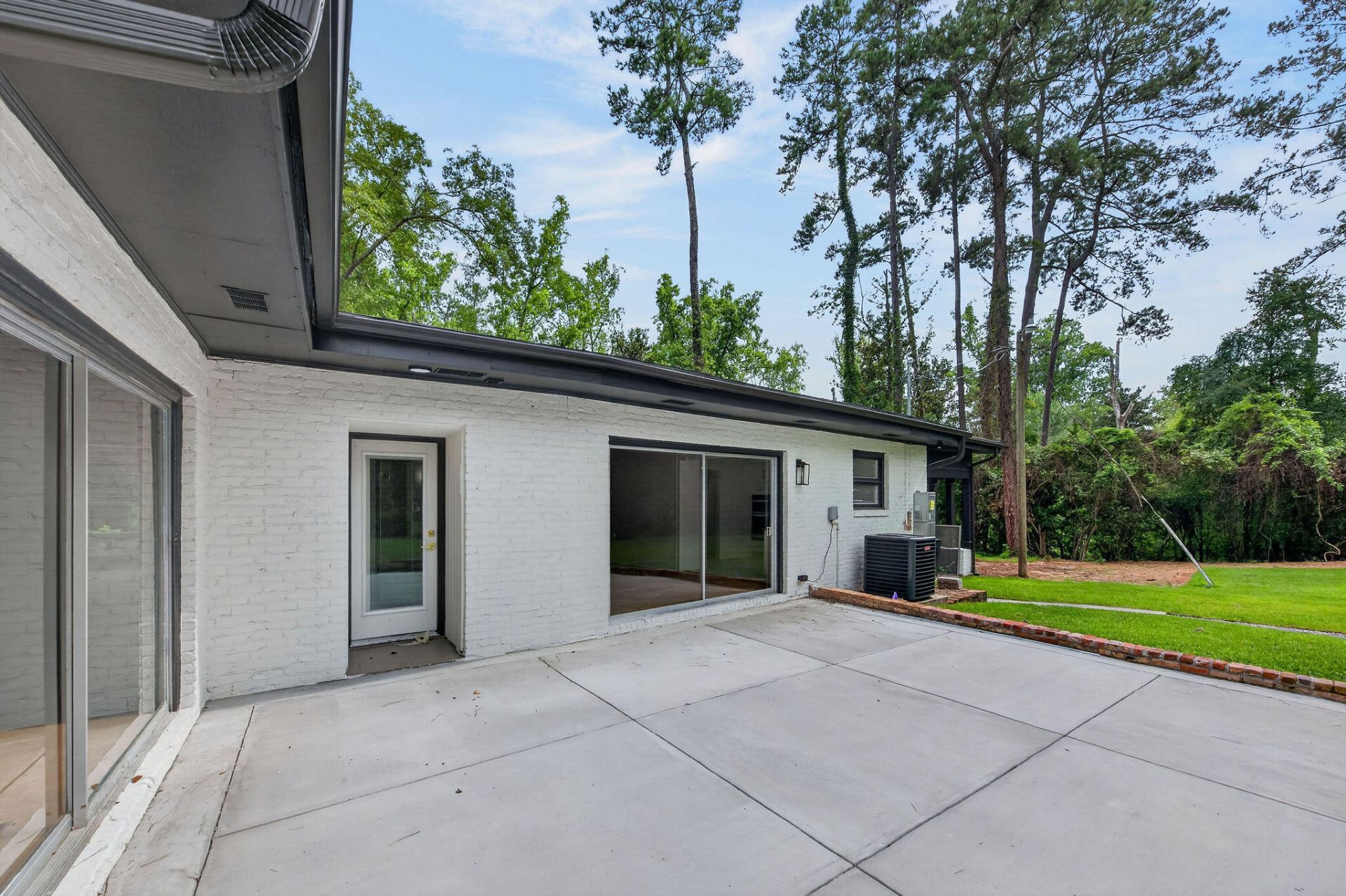 951 Hillsboro Road Photo 41