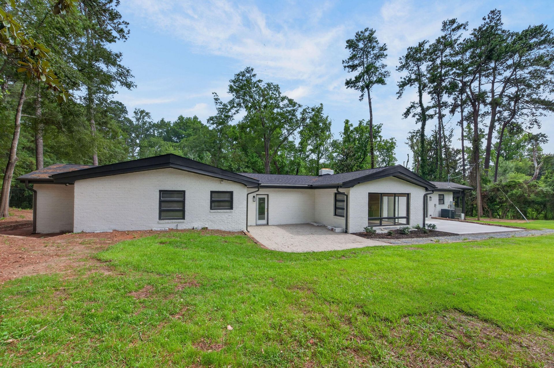 951 Hillsboro Road Photo 43