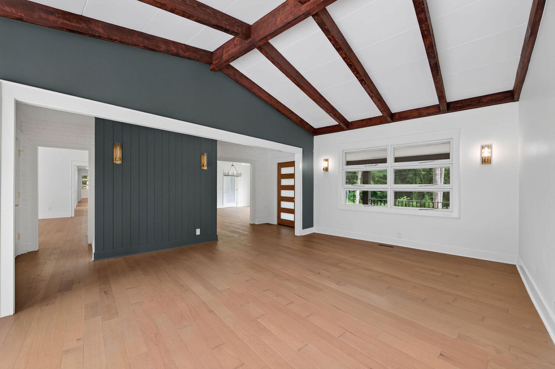 951 Hillsboro Road Photo 7