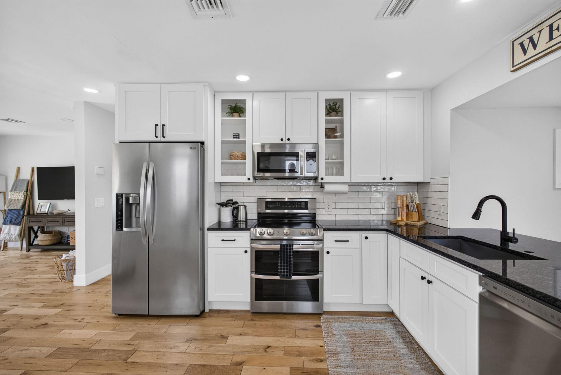 1305 N Palmway, Lake Worth Beach, FL 33460 Photo