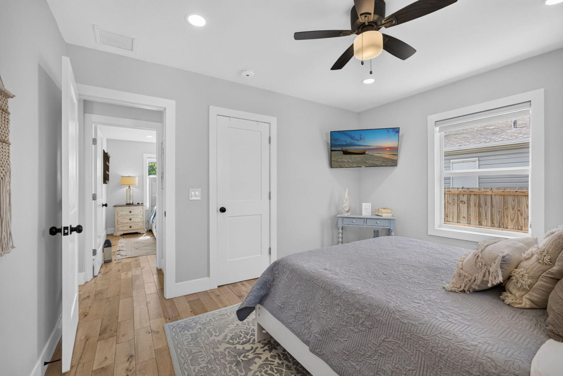 1305 N Palmway, Lake Worth Beach, FL 33460 Photo