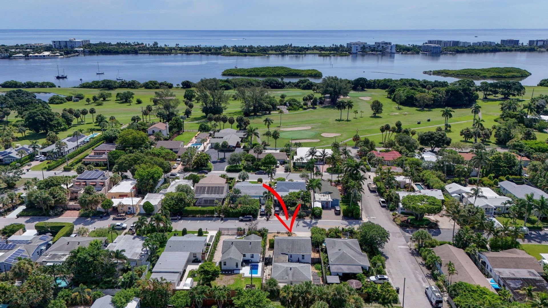 1305 N Palmway, Lake Worth Beach, FL 33460 Photo
