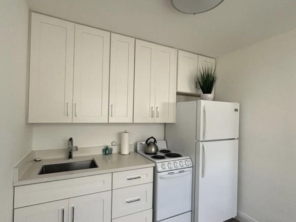 116 SE 9TH Court, Unit 1-2, Hallandale Beach, FL 33009