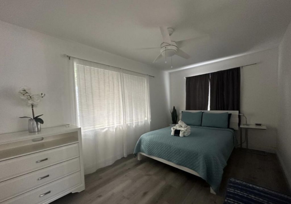 116 SE 9th Court, Unit 1-2, Hallandale Beach, FL 33009 Photo