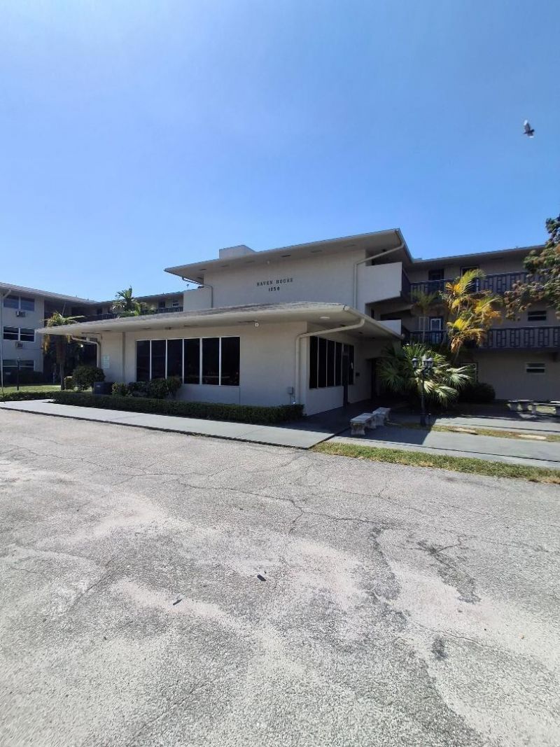 1250 E Sample Road, Unit 303, Pompano Beach, FL 33064 Photo