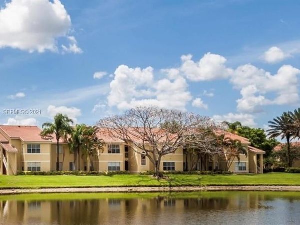 12620 VISTA ISLES Drive, Unit 1025, Sunrise, FL 33325