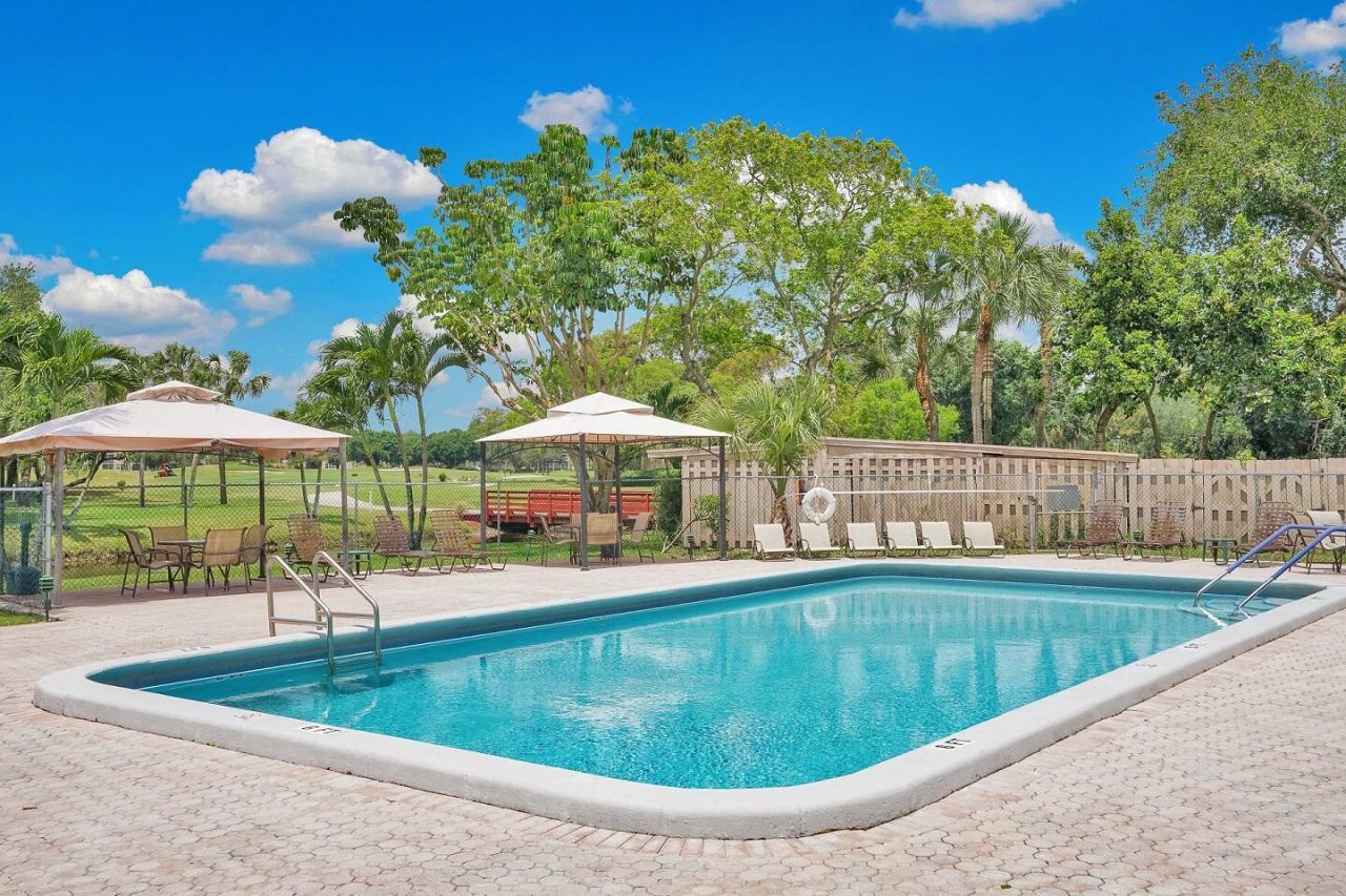 9460 Tangerine Place, Unit 408, Davie, FL 33324 Photo