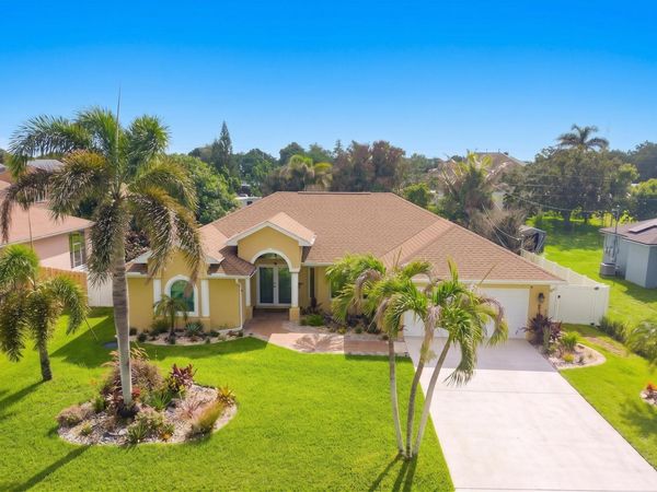 3941 SW KABANE Street, Port St. Lucie, FL 34953