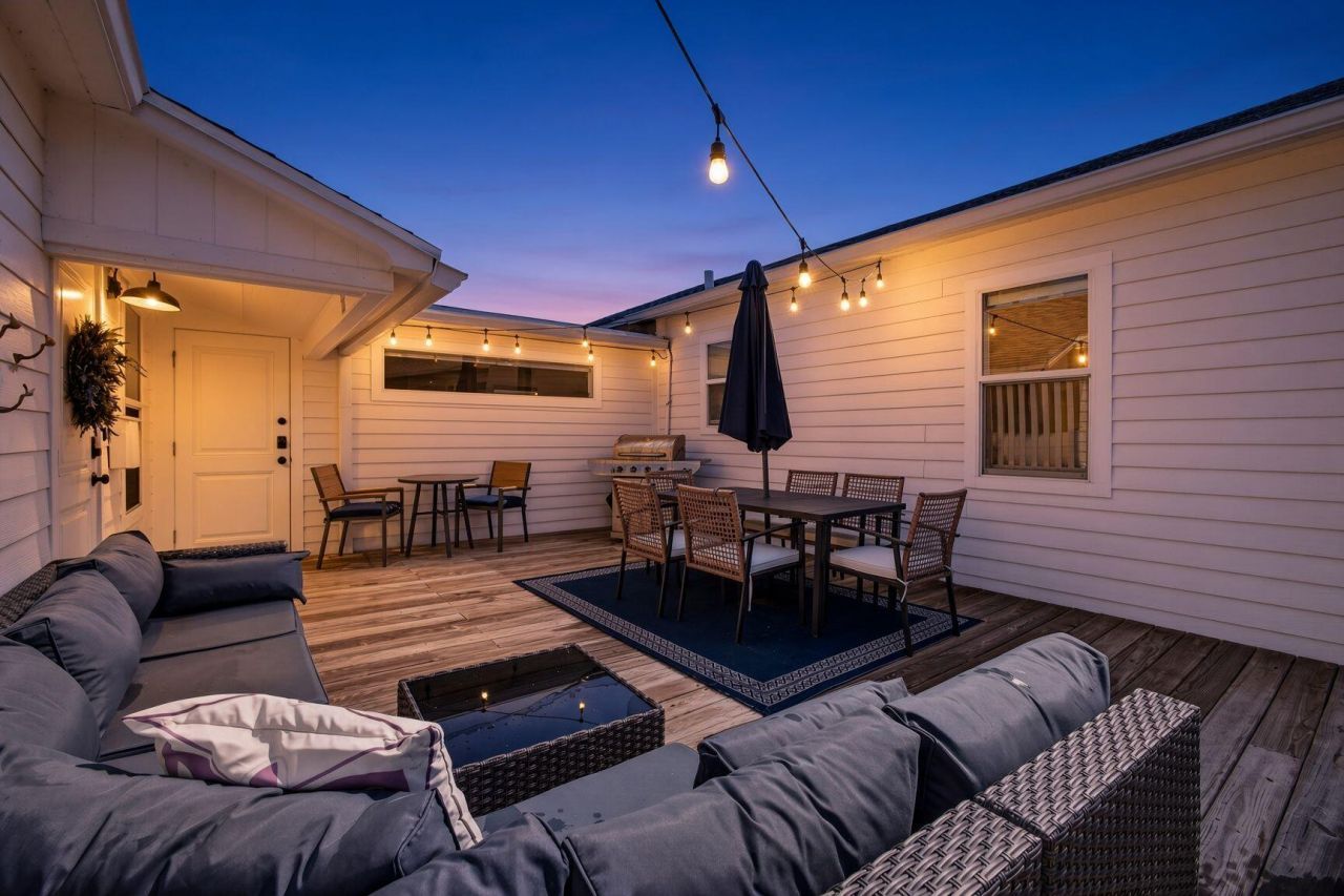 1305 N Palmway, Lake Worth Beach, FL 33460 Photo