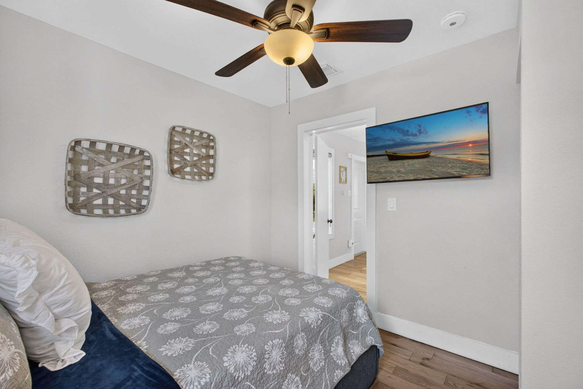 1305 N Palmway, Lake Worth Beach, FL 33460 Photo