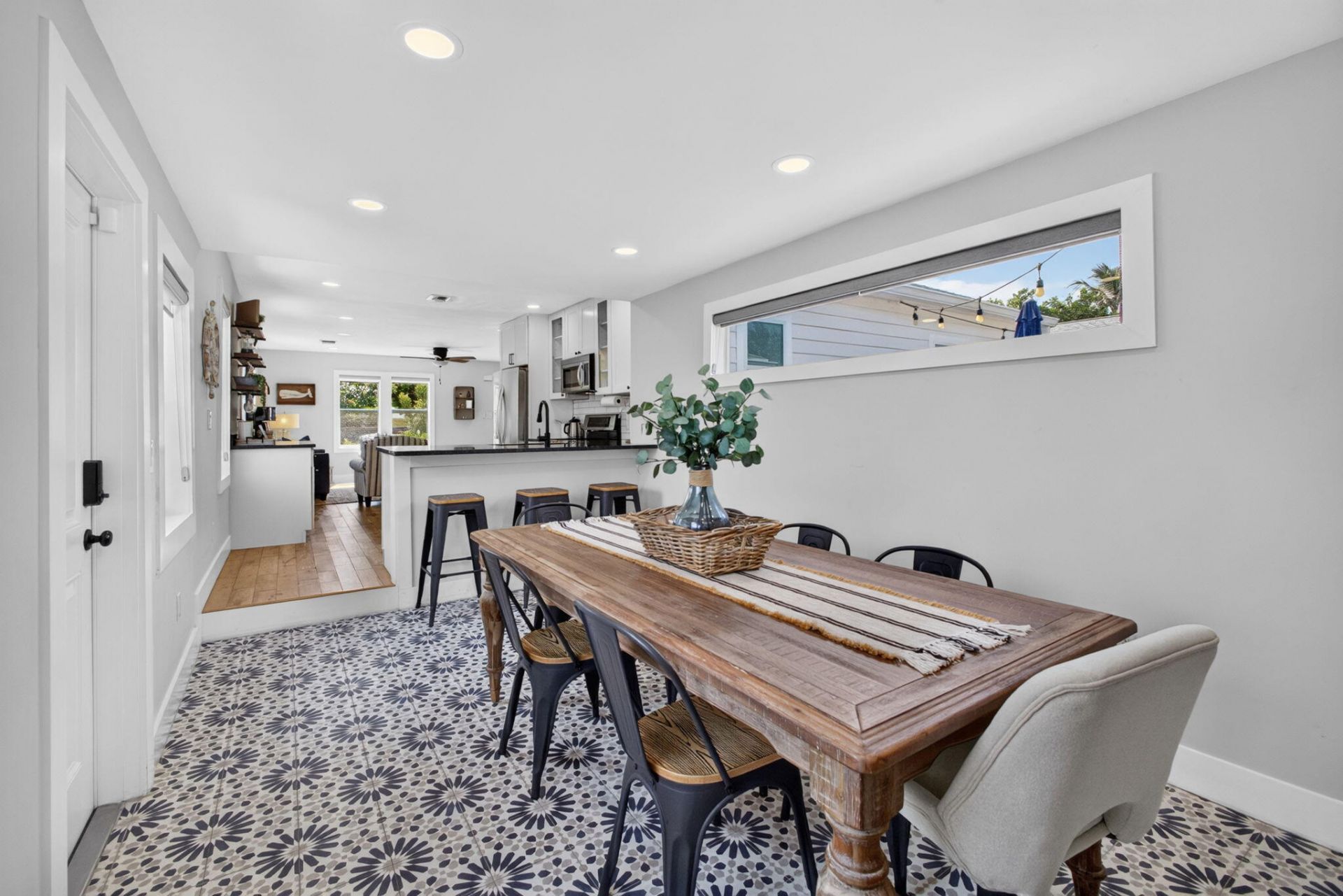 1305 N Palmway, Lake Worth Beach, FL 33460 Photo