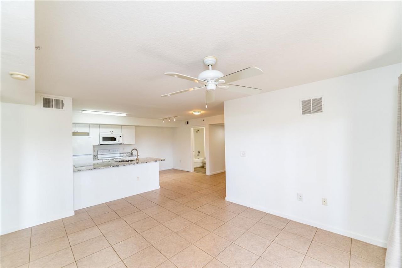 151 SW Palm Drive, Unit 106, Port Saint Lucie, FL 34986 Photo