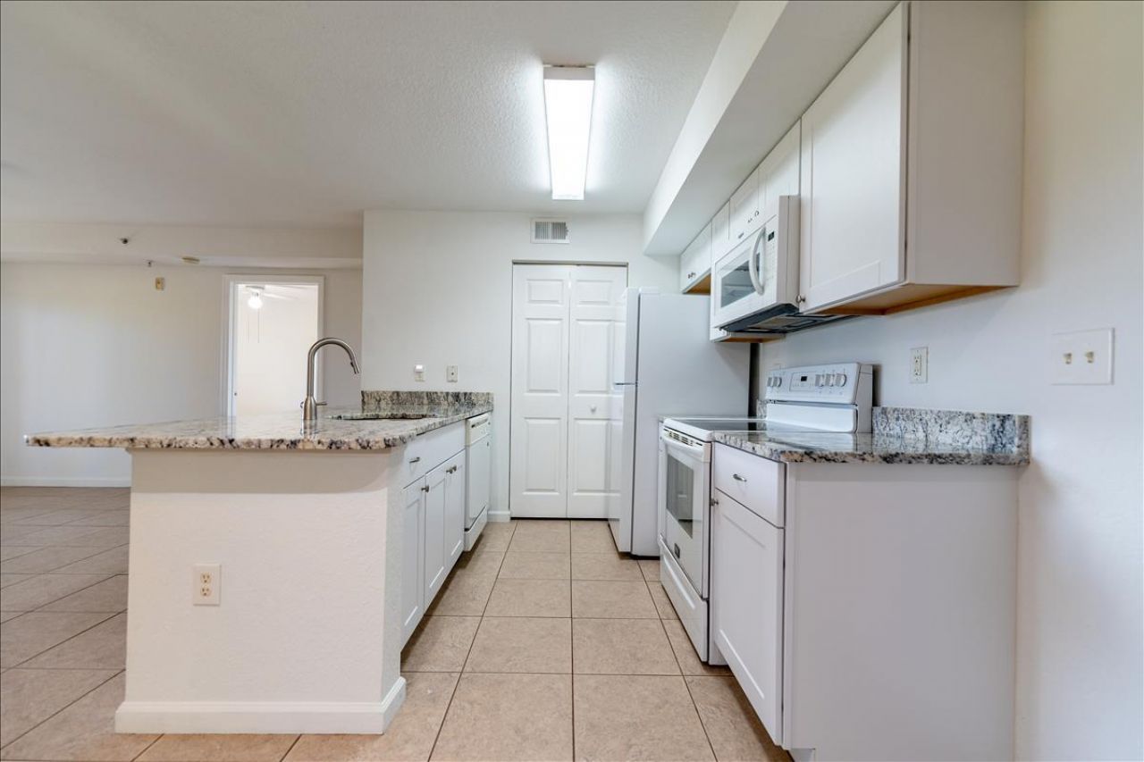151 SW Palm Drive, Unit 106, Port Saint Lucie, FL 34986 Photo