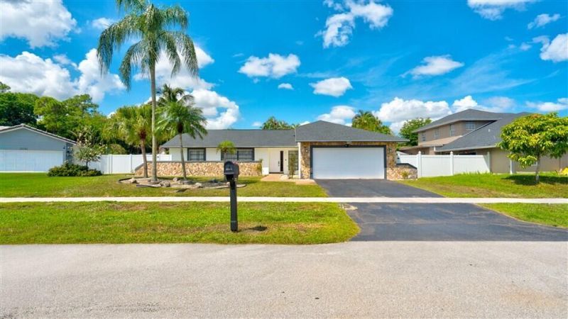 21732 Little Bear Way, Boca Raton, FL 33428 Photo