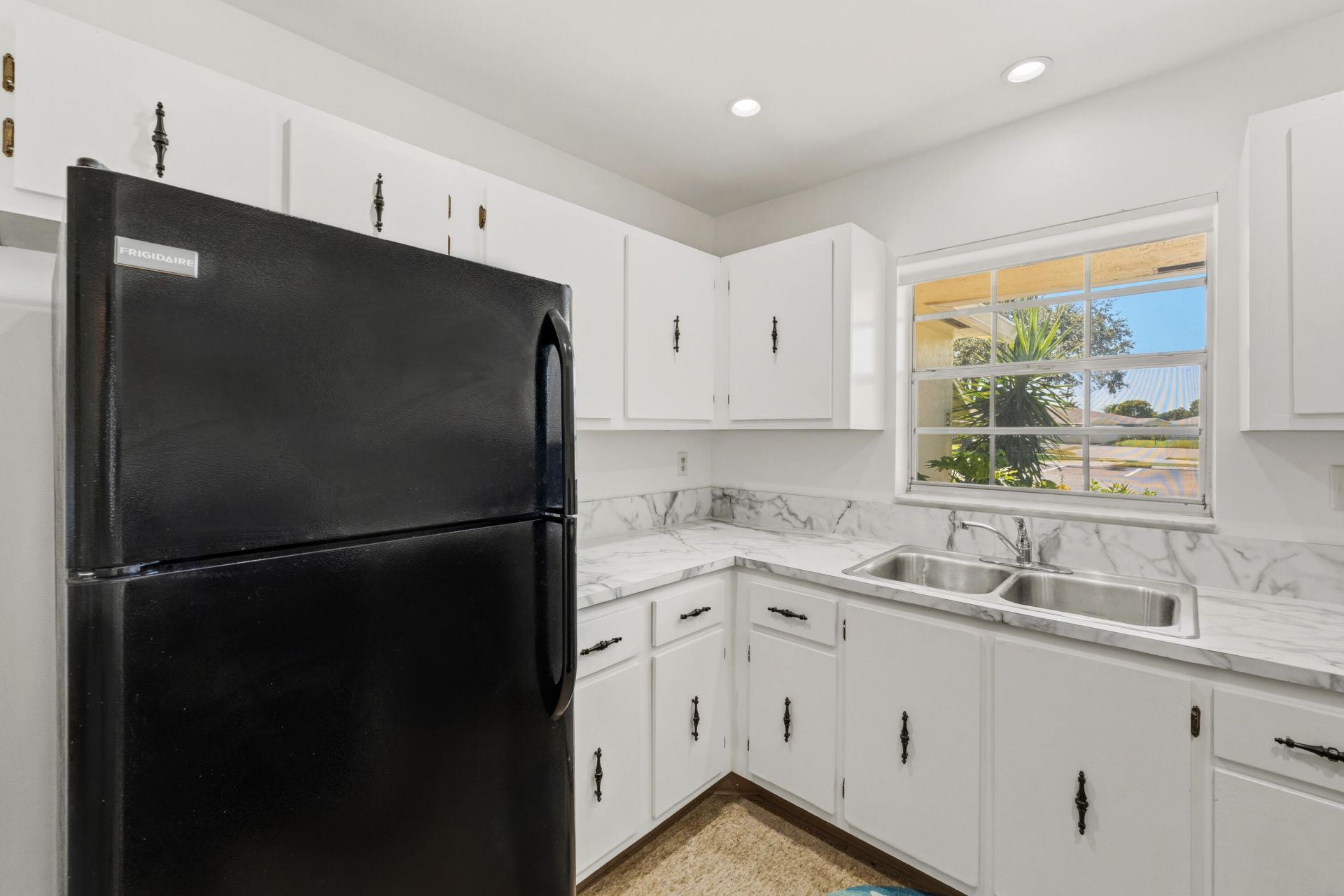 5042 Lakefront Boulevard, Unit A, Delray Beach, FL 33484 Photo