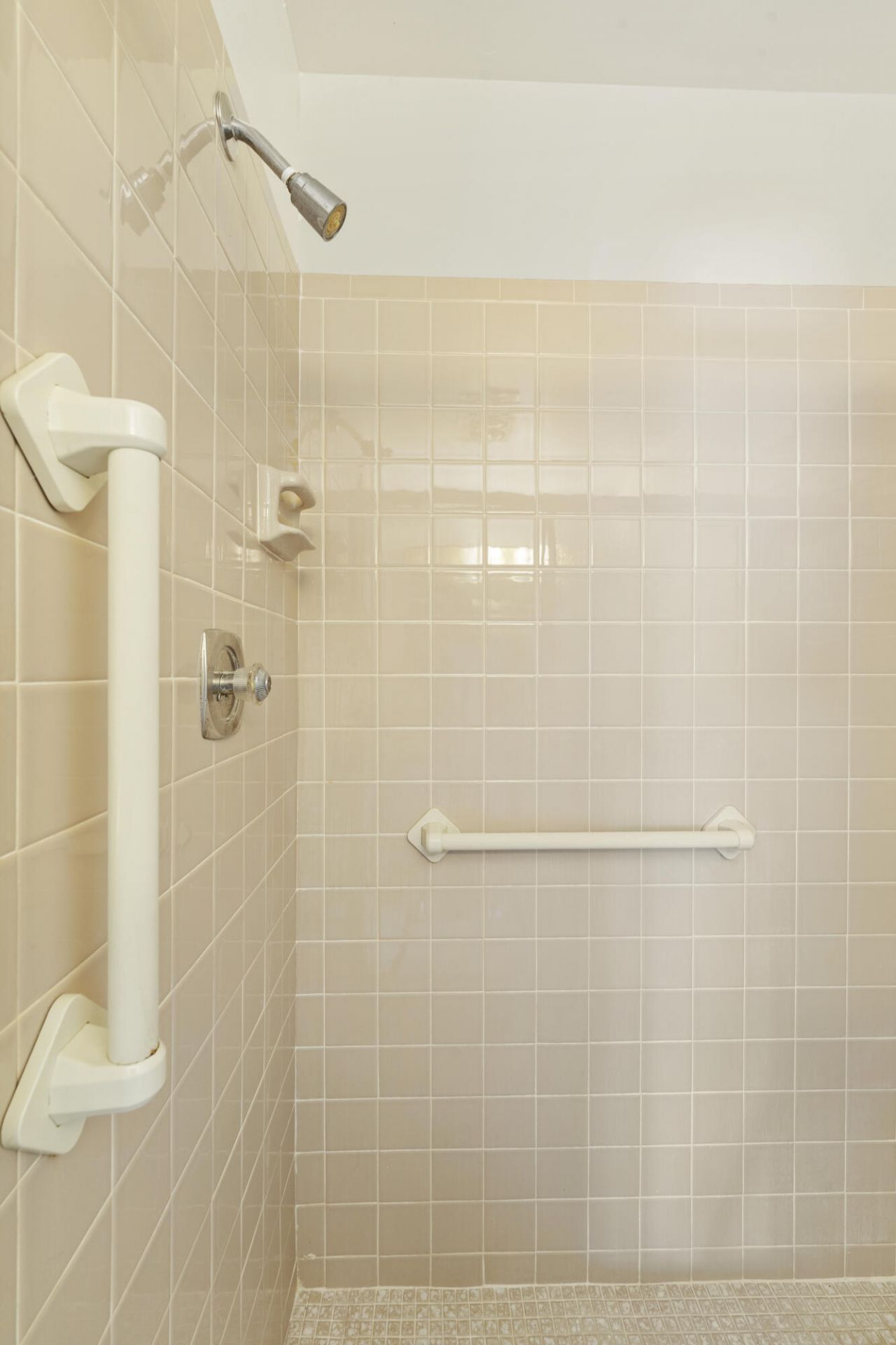 5042 Lakefront Boulevard, Unit A, Delray Beach, FL 33484 Photo