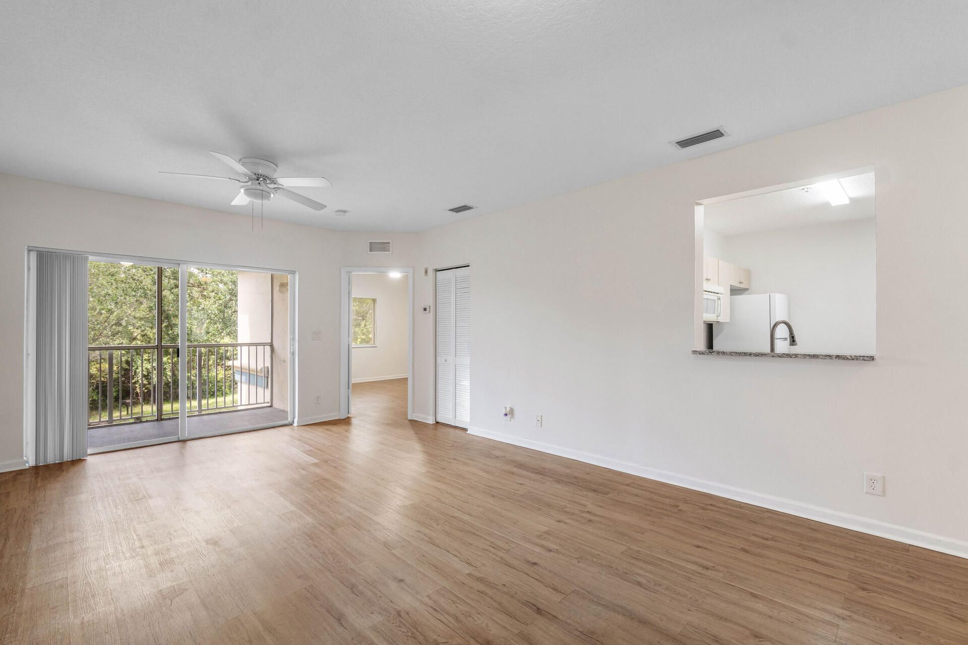 1161 Golden Lakes Boulevard, Unit 1325, West Palm Beach, FL 33411 Photo