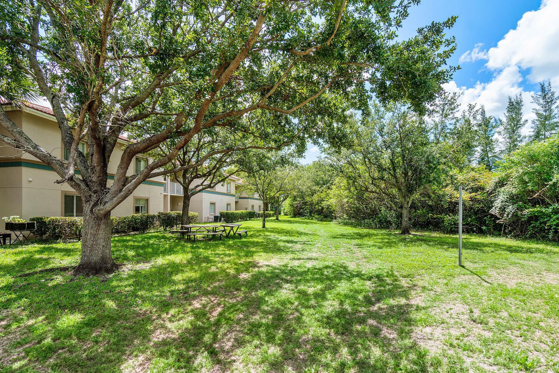 1161 Golden Lakes Boulevard, Unit 1325, West Palm Beach, FL 33411 Photo