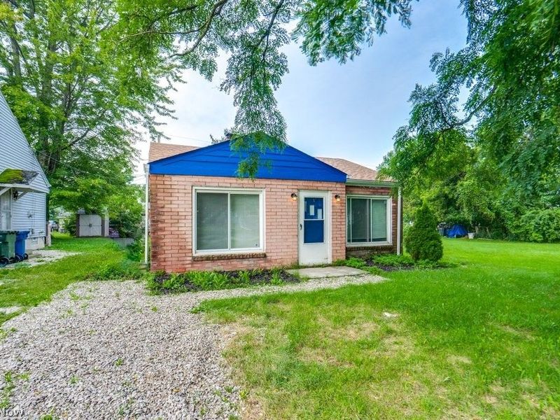 396 Niagara Road , Vermilion, OH 44089 Photo 2