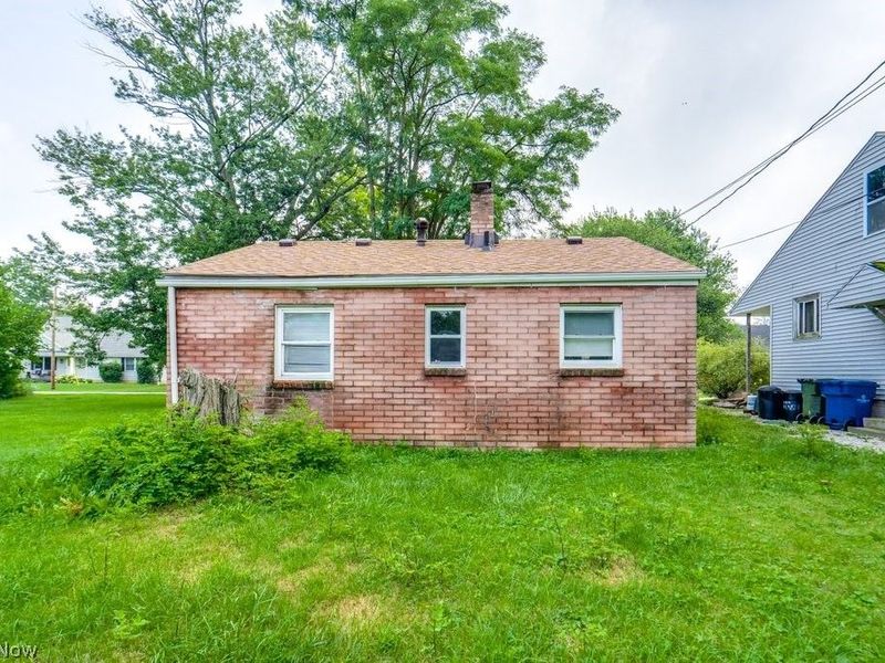 396 Niagara Road , Vermilion, OH 44089 Photo 3