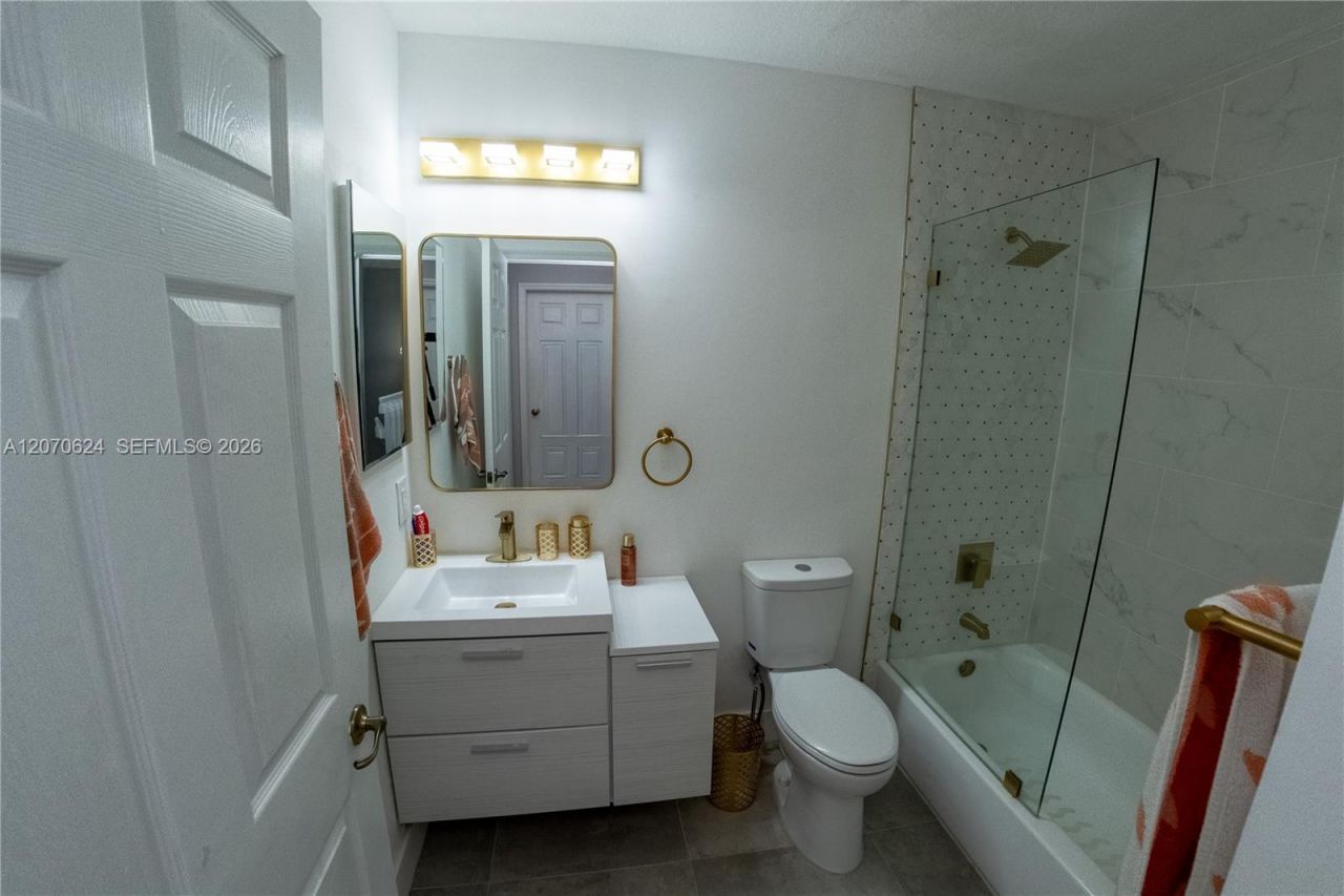 7333 NW 113th Ct, Unit 7333, Doral, FL 33178 Photo