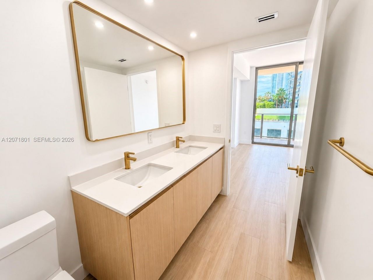 90 NE 32nd St , Unit 709, Miami, FL 33127 Photo