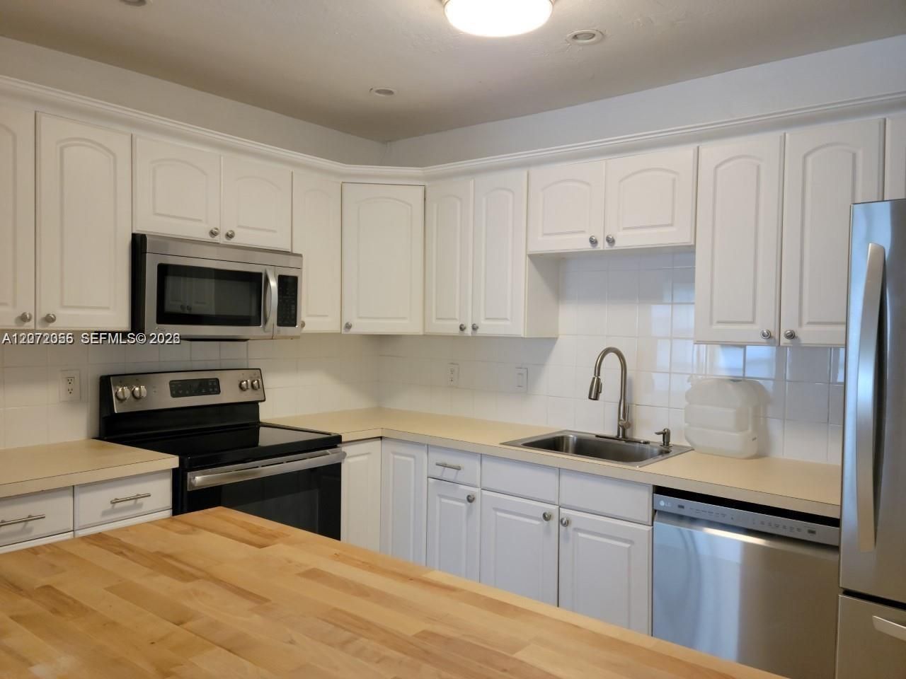 4730 NW 10th Ct , Unit 302, Plantation, FL 33313 Photo