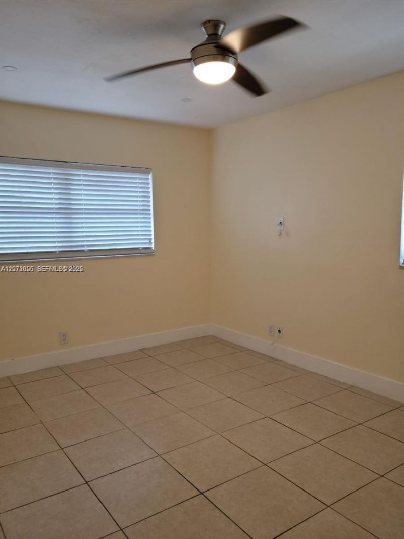 4730 NW 10th Ct , Unit 302, Plantation, FL 33313 Photo